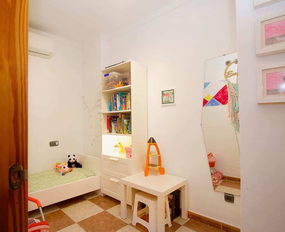 3 soveværelse Villa til salg i Ojen - € 245.000 (Ref: 9613138)