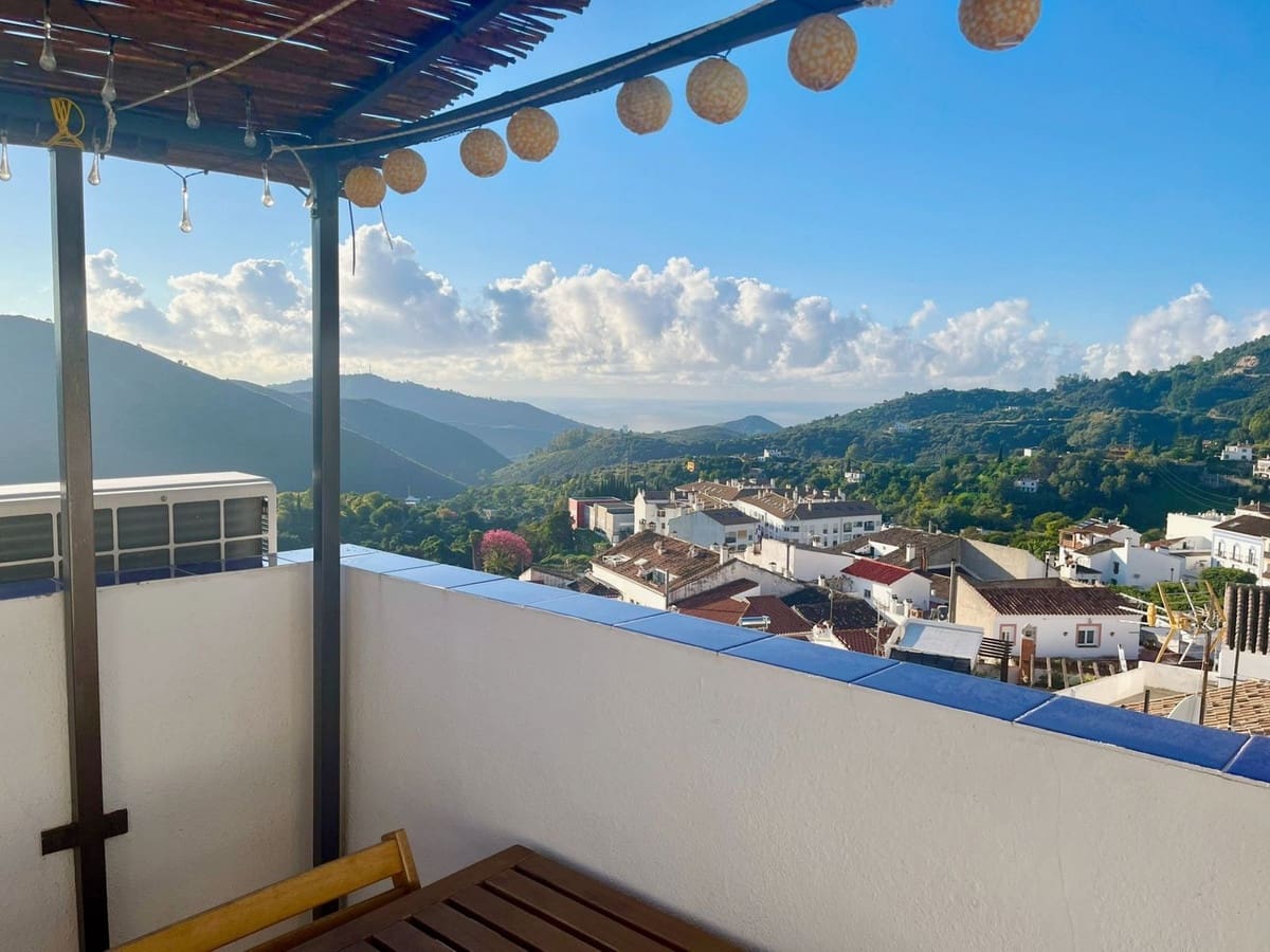 3 soveværelse Villa til salg i Ojen - € 245.000 (Ref: 9613138)