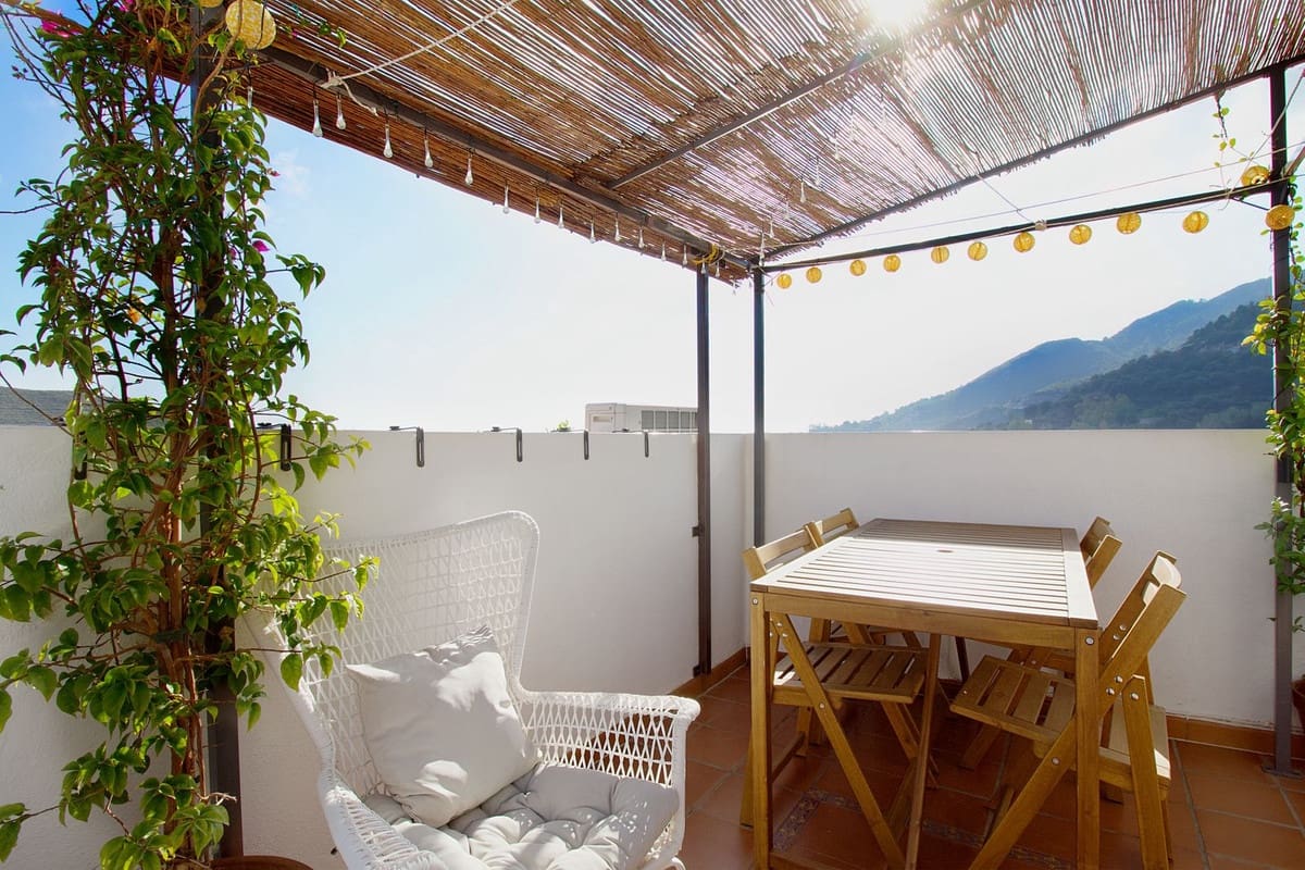 3 soveværelse Villa til salg i Ojen - € 245.000 (Ref: 9613138)