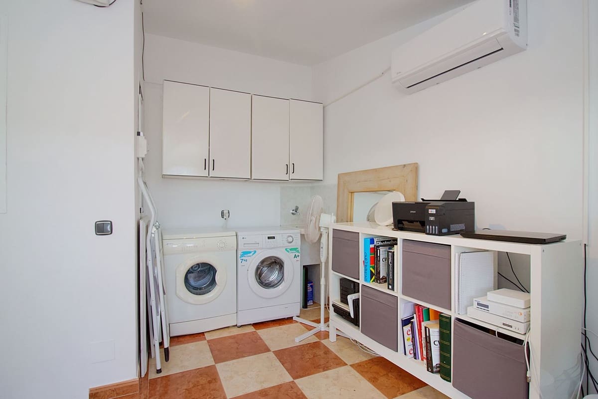 3 soveværelse Villa til salg i Ojen - € 245.000 (Ref: 9613138)