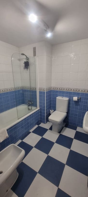 2 soveværelse Lejlighed til salg i Marbella med garage - € 320.000 (Ref: 9613139)