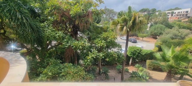 2 soveværelse Lejlighed til salg i La Reserva, Marbella med garage - € 320.000 (Ref: 9613139)