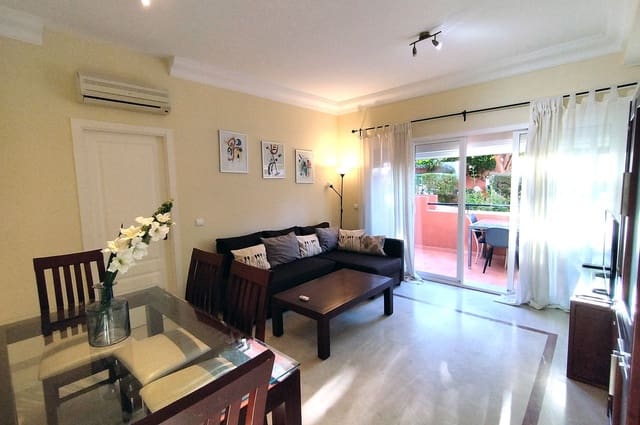 1 bedroom Flat for sale in Centro, Estepona with pool - € 245,000 (Ref: 9614131)