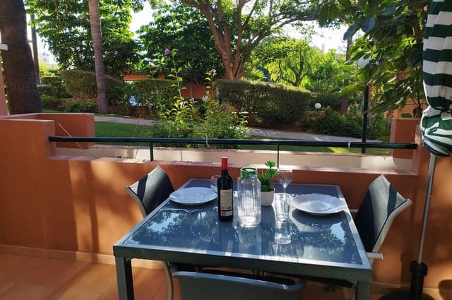 1 bedroom Flat for sale in Centro, Estepona with pool - € 245,000 (Ref: 9614131)