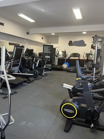 Kommersiell till salu i Zona Miraflores, Marbella - 215 000 € (Ref: 9614133)