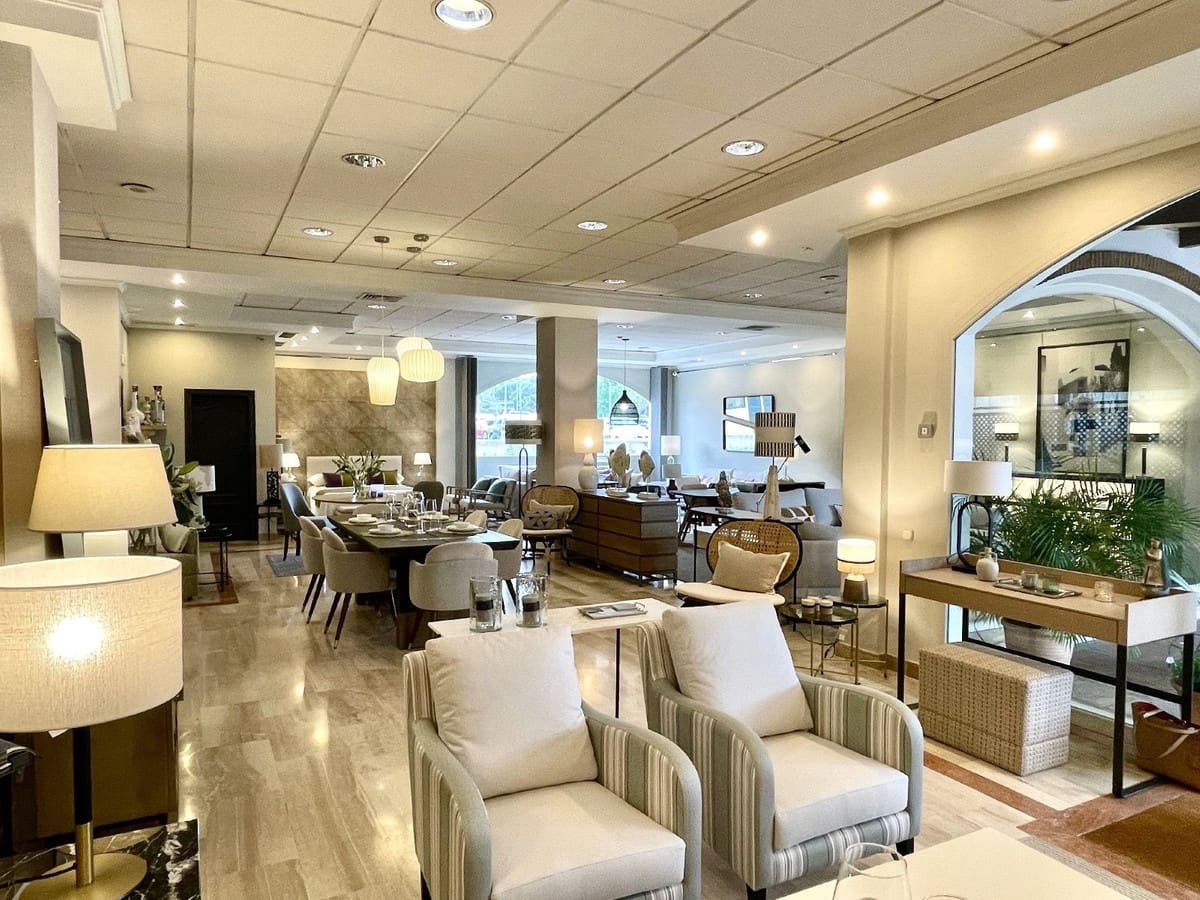 Commerciale in vendita in Marbella con garage - 730.000 € (Rif: 9614134)