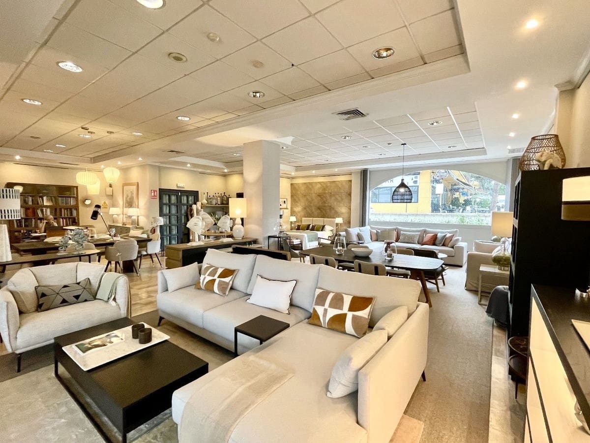 Commerciale in vendita in Marbella con garage - 730.000 € (Rif: 9614134)