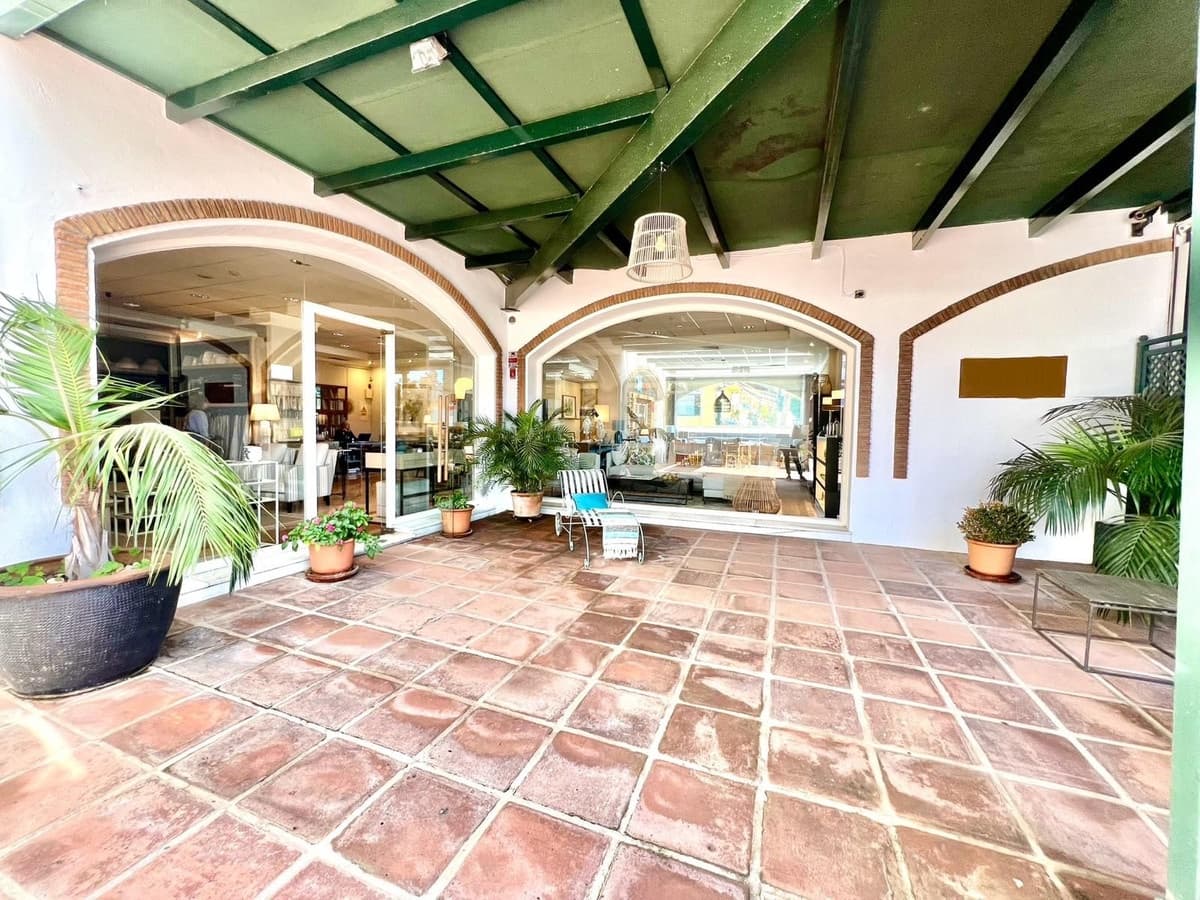 Commerciale in vendita in Marbella con garage - 730.000 € (Rif: 9614134)