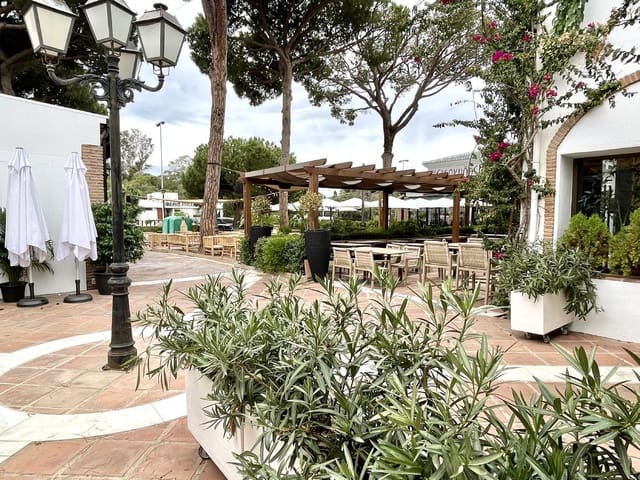 Commerciale in vendita in Real de Zaragoza, Marbella con garage - 730.000 € (Rif: 9614134)
