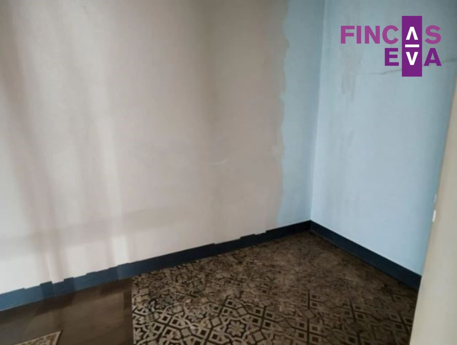 Lejlighed til salg i Barcelona by - € 150.000 (Ref: 9614493)