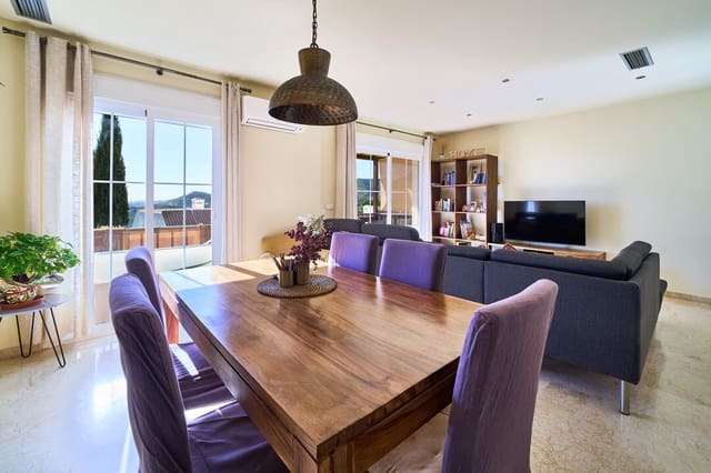 3 bedroom Flat for sale in Istán - € 374,000 (Ref: 9617143)