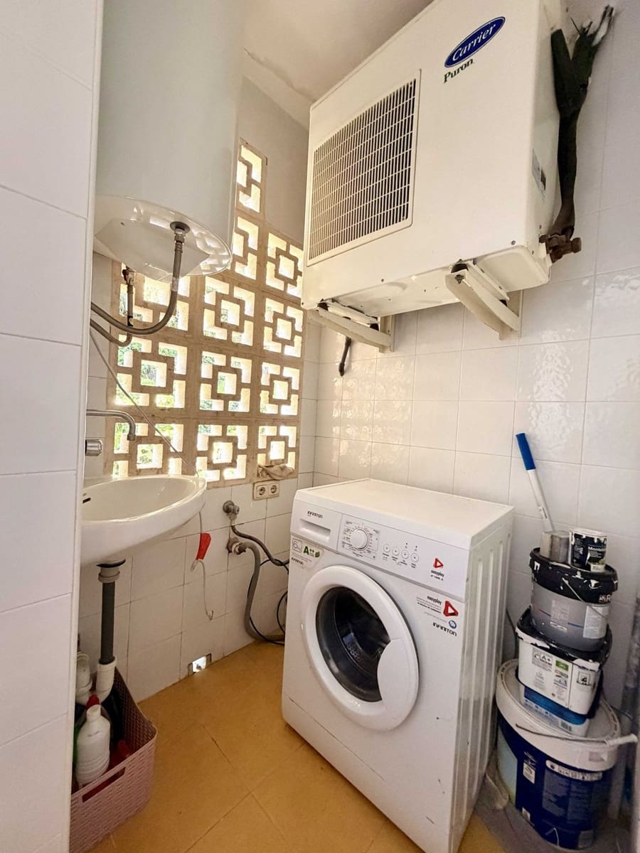 Piso de 2 habitaciones en Marbella en venta con piscina garaje - 437.000 € (Ref: 9617145)