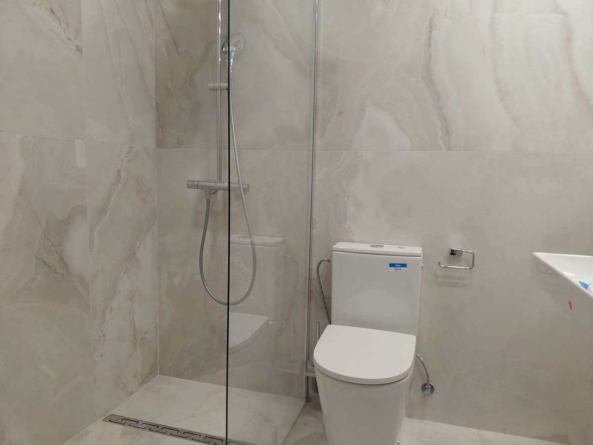 1 slaapkamer Flat te koop in Marbella - € 365.000 (Ref: 9617146)