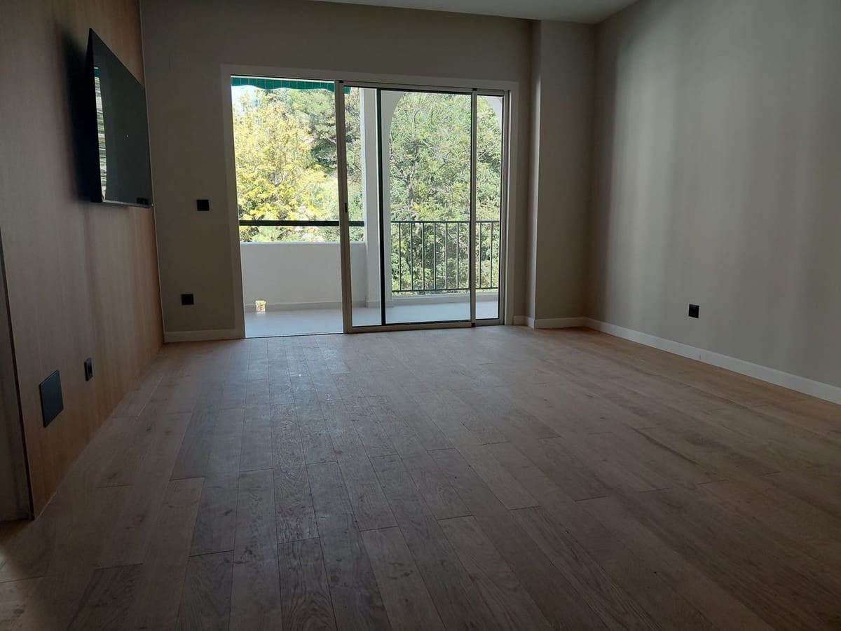 1 slaapkamer Flat te koop in Marbella - € 365.000 (Ref: 9617146)