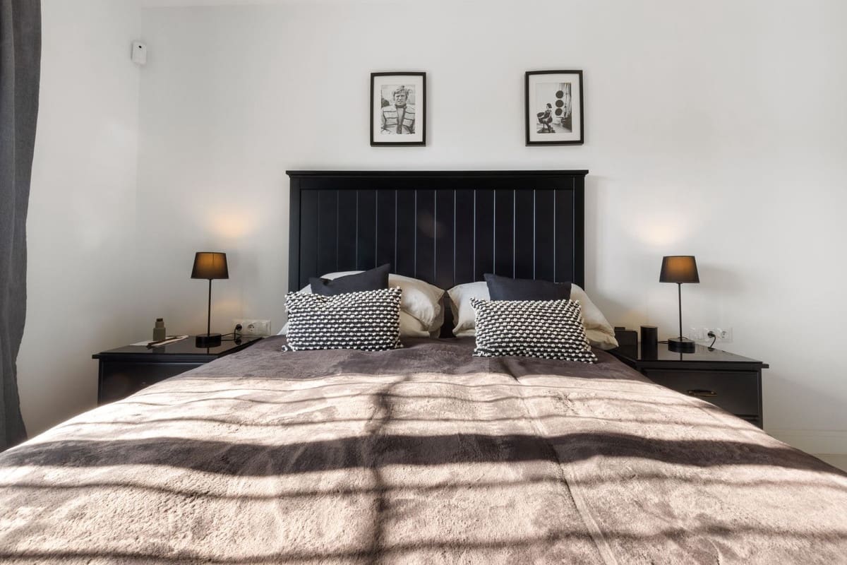 5 slaapkamer Villa te koop in Marbella met zwembad - € 2.495.000 (Ref: 9618751)