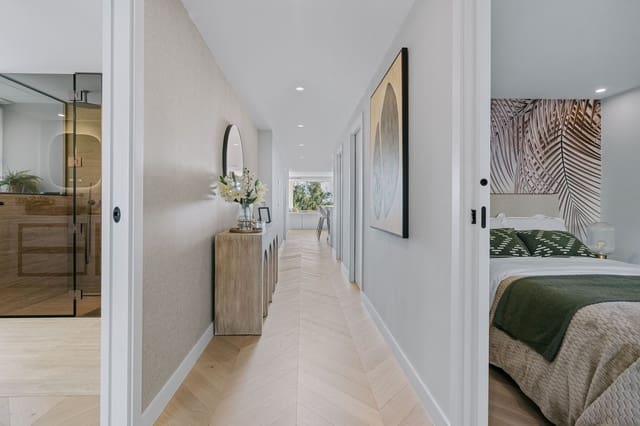 3 makuuhuone Asunto myytävänä paikassa Las Brisas, Marbella mukana uima-altaan 
autotalli - 1 350 000 € (Ref: 9622634)