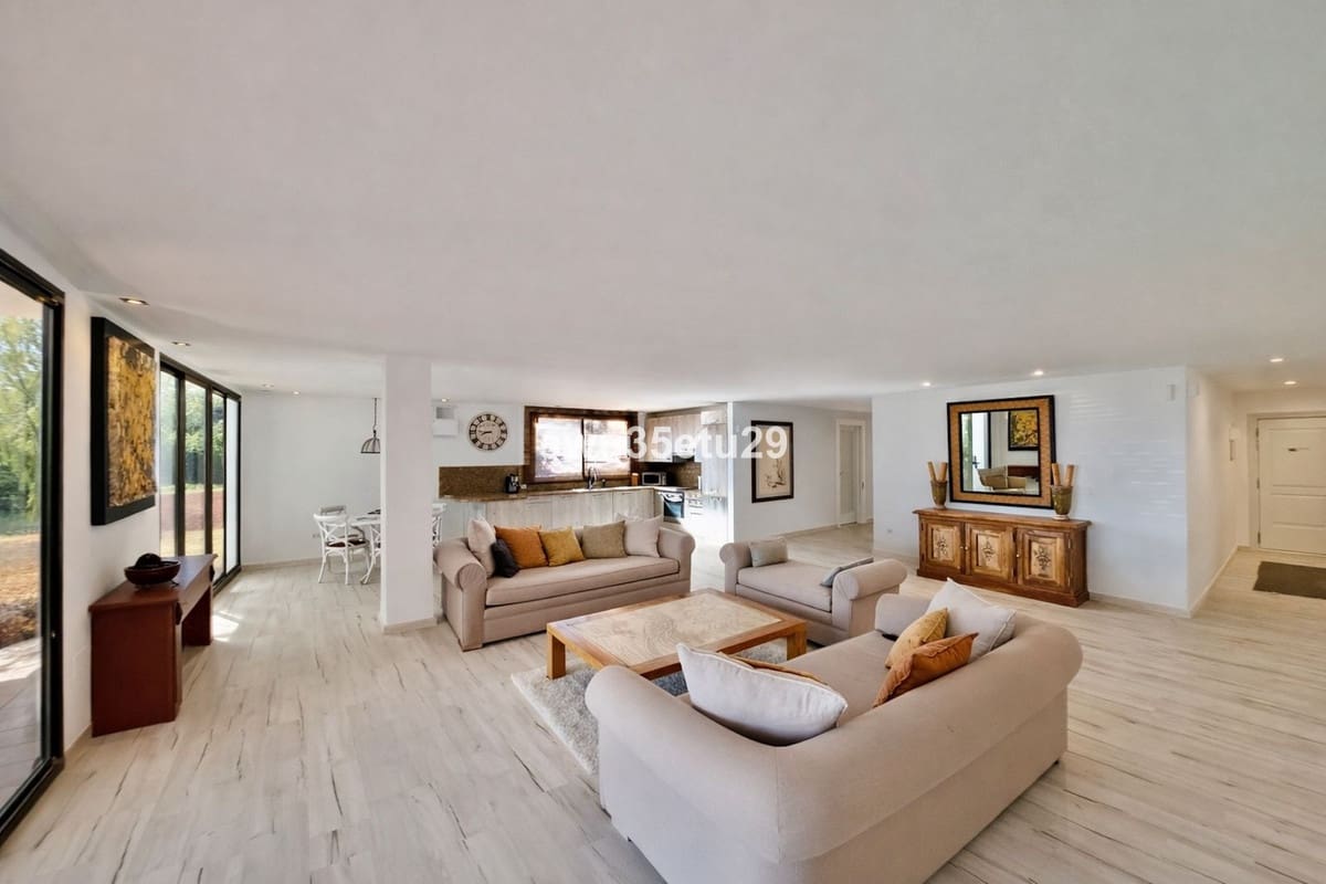 2 Zimmer Wohnung zu verkaufen in Ojen mit Pool Garage - 480.000 € (Ref: 9622767)