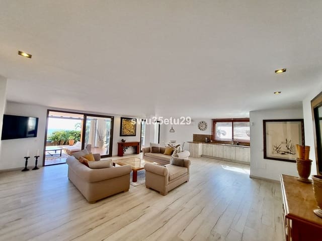 2 Zimmer Wohnung zu verkaufen in Ojen mit Pool Garage - 480.000 € (Ref: 9622767)