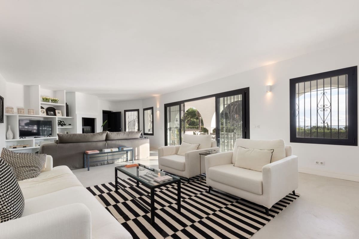 5 sovrum Villa till salu i Marbella med pool - 2 495 000 € (Ref: 9622768)