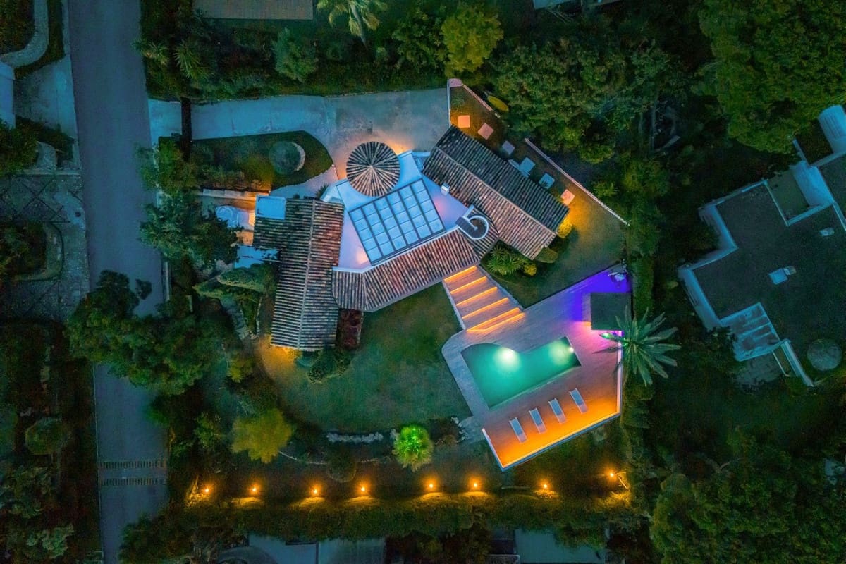 5 sovrum Villa till salu i Marbella med pool - 2 495 000 € (Ref: 9622768)