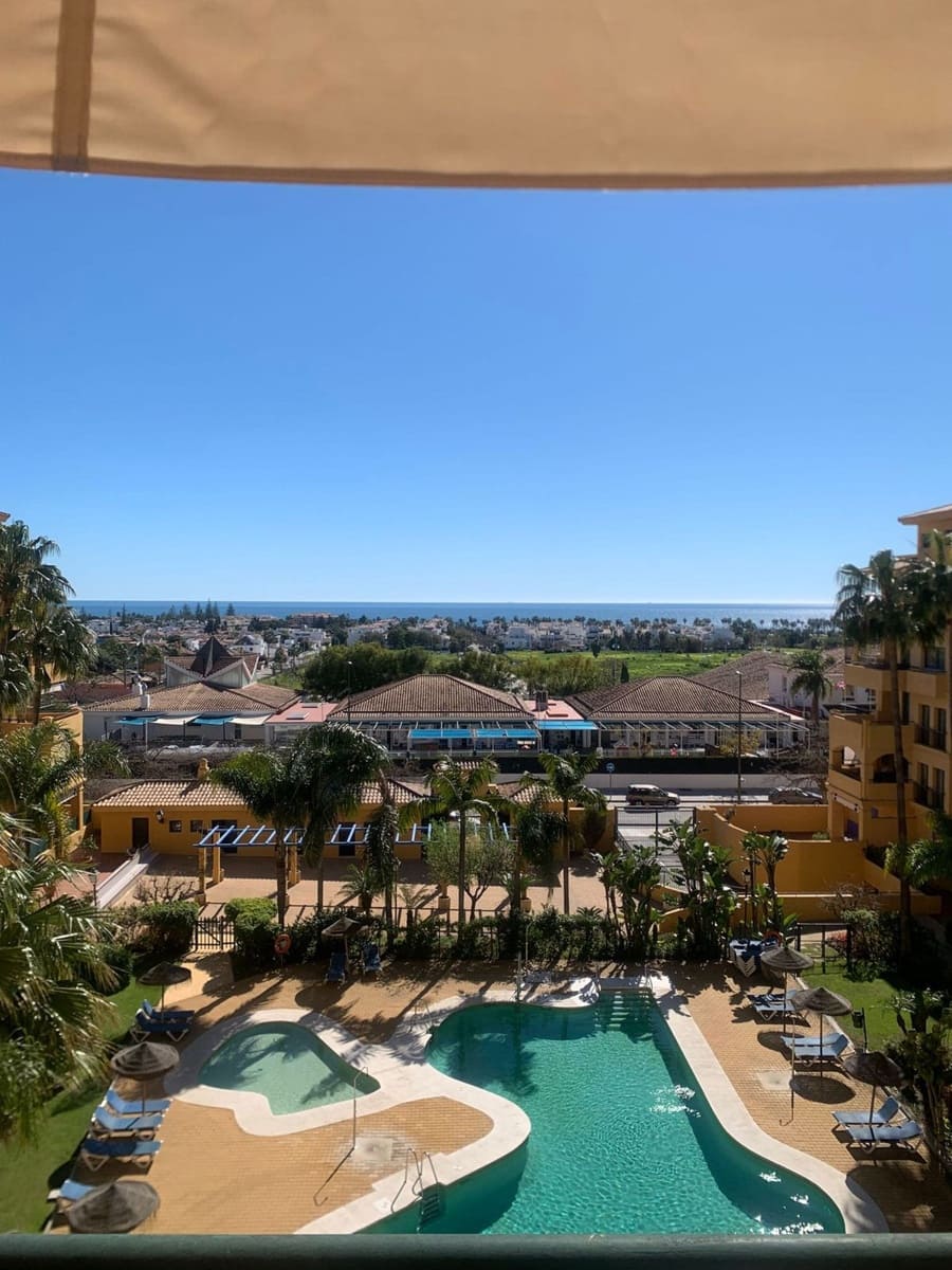 2 soverom Leilighet til salgs i Marbella med svømmebasseng garasje - € 580 000 (Ref: 9622770)