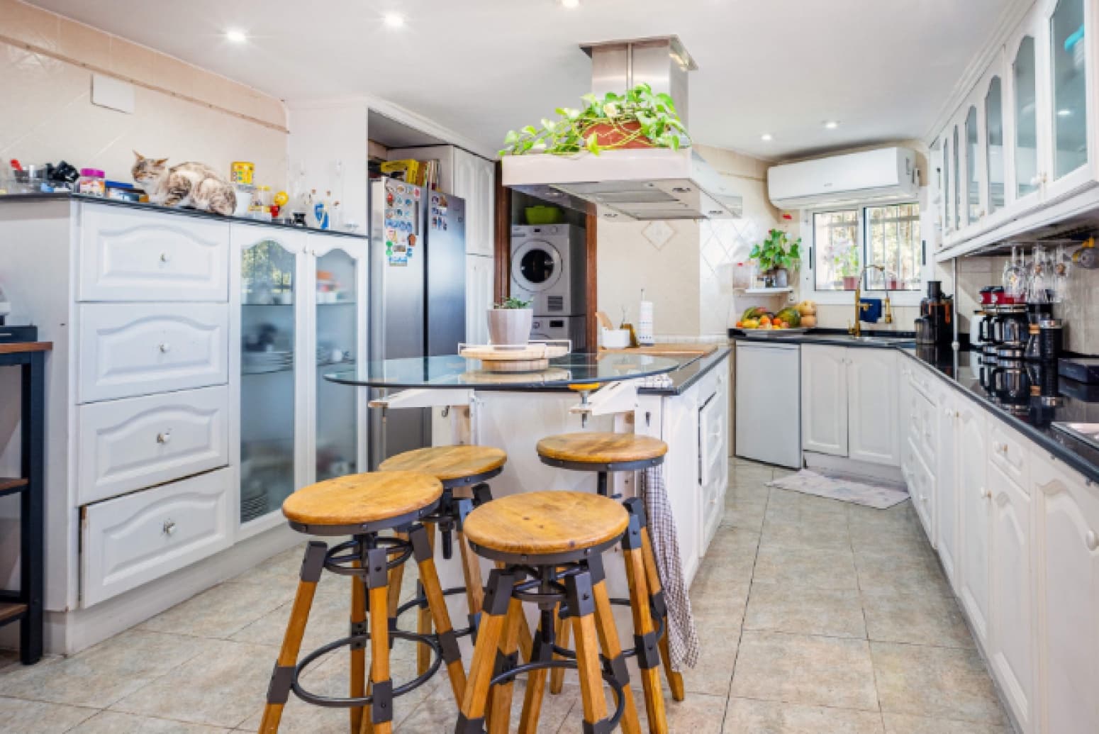 6 soveværelse Villa til salg i Barcelona by med garage - € 1.200.000 (Ref: 9626716)