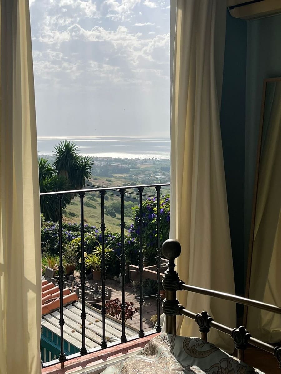 4 slaapkamer Villa te koop in Manilva - € 345.000 (Ref: 9628338)