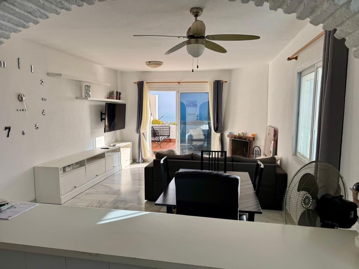 2 bedroom Flat for sale in Mijas with pool garage - € 305,000 (Ref: 9628339)