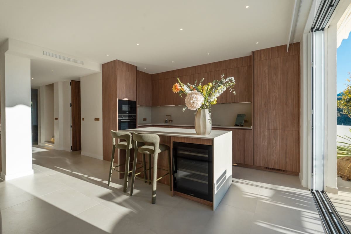 3 chambre Appartement à vendre à Benahavis avec piscine garage - 1 495 000 € (Ref: 9630614)