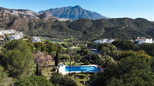 3 chambre Appartement à vendre à Benahavís pueblo, Benahavís avec piscine garage - 1 495 000 € (Ref: 9630614)