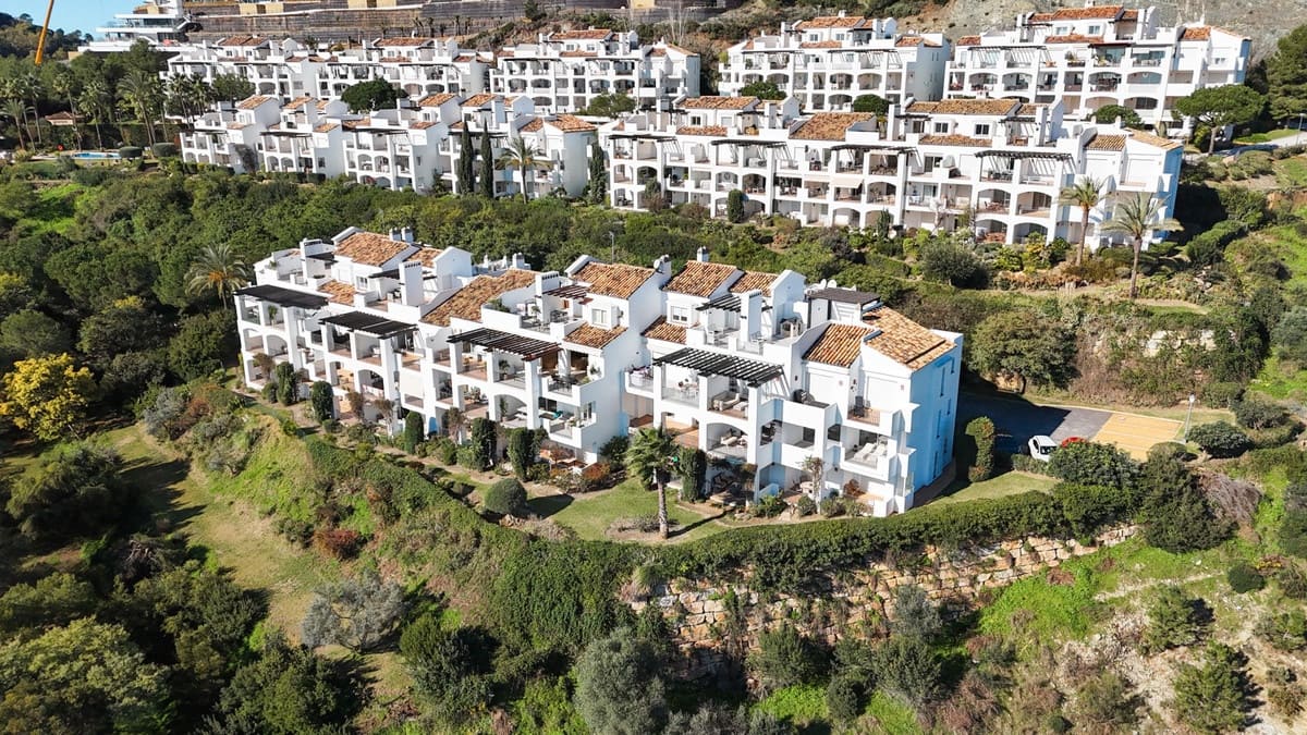 3 chambre Appartement à vendre à Benahavis avec piscine garage - 1 495 000 € (Ref: 9630614)