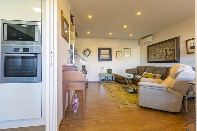 Chalet de 3 habitaciones en La Cala de Mijas, Mijas en venta con piscina garaje - 430.000 € (Ref: 9631868)