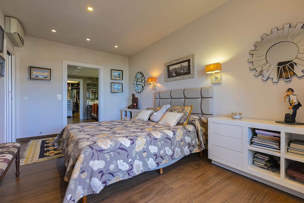 Chalet de 3 habitaciones en Mijas en venta con piscina garaje - 430.000 € (Ref: 9631868)