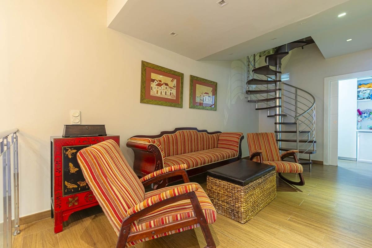 Chalet de 3 habitaciones en Mijas en venta con piscina garaje - 430.000 € (Ref: 9631868)