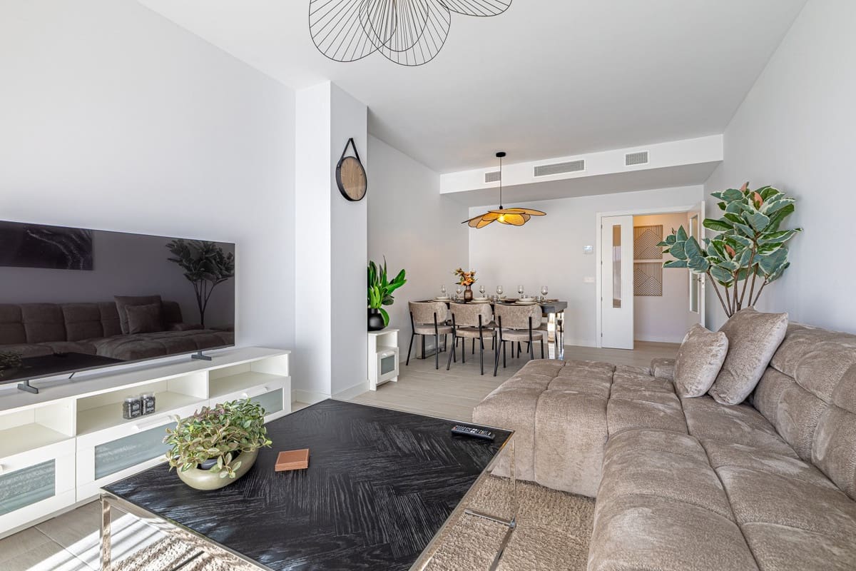 3 sypialnia Mieszkanie na sprzedaż w Estepona z basenem - 449 000 € (Ref: 9632711)