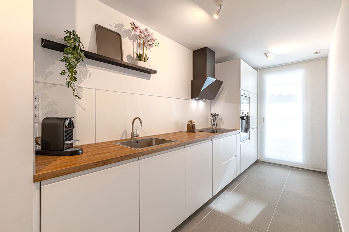 3 sypialnia Mieszkanie na sprzedaż w Estepona z basenem - 449 000 € (Ref: 9632711)