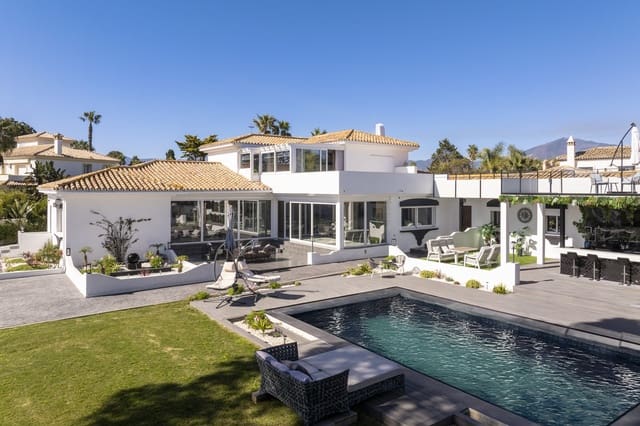 5 bedroom Villa for sale in Atalaya-Isdabe, Estepona with pool garage - € 4,350,000 (Ref: 9634811)