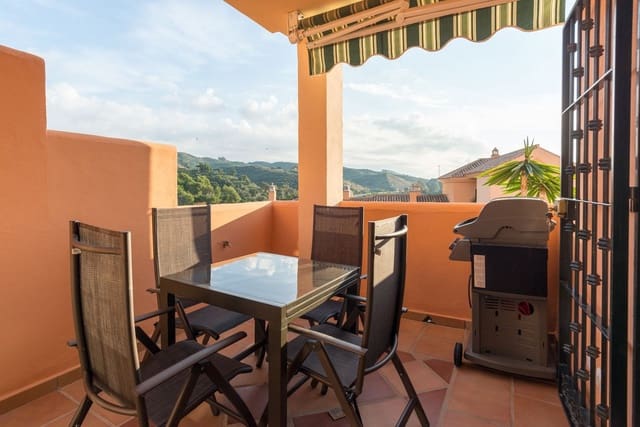 Piso de 4 habitaciones en Santa María, Marbella en venta con piscina garaje - 525.000 € (Ref: 9635344)