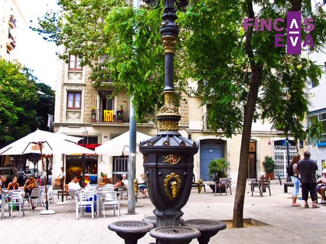 Piso en El Poble Sec, Barcelona ciudad en venta - 250.000 € (Ref: 9641418)