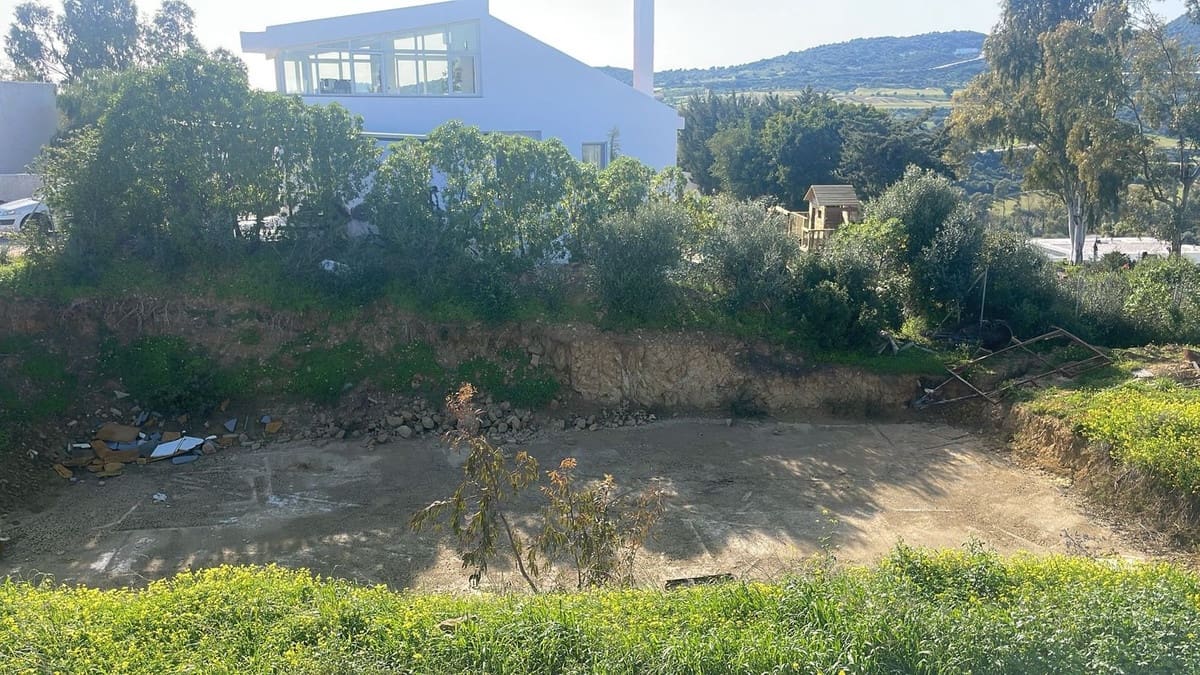 Terrain à Bâtir à vendre à Estepona - 1 500 000 € (Ref: 9643377)