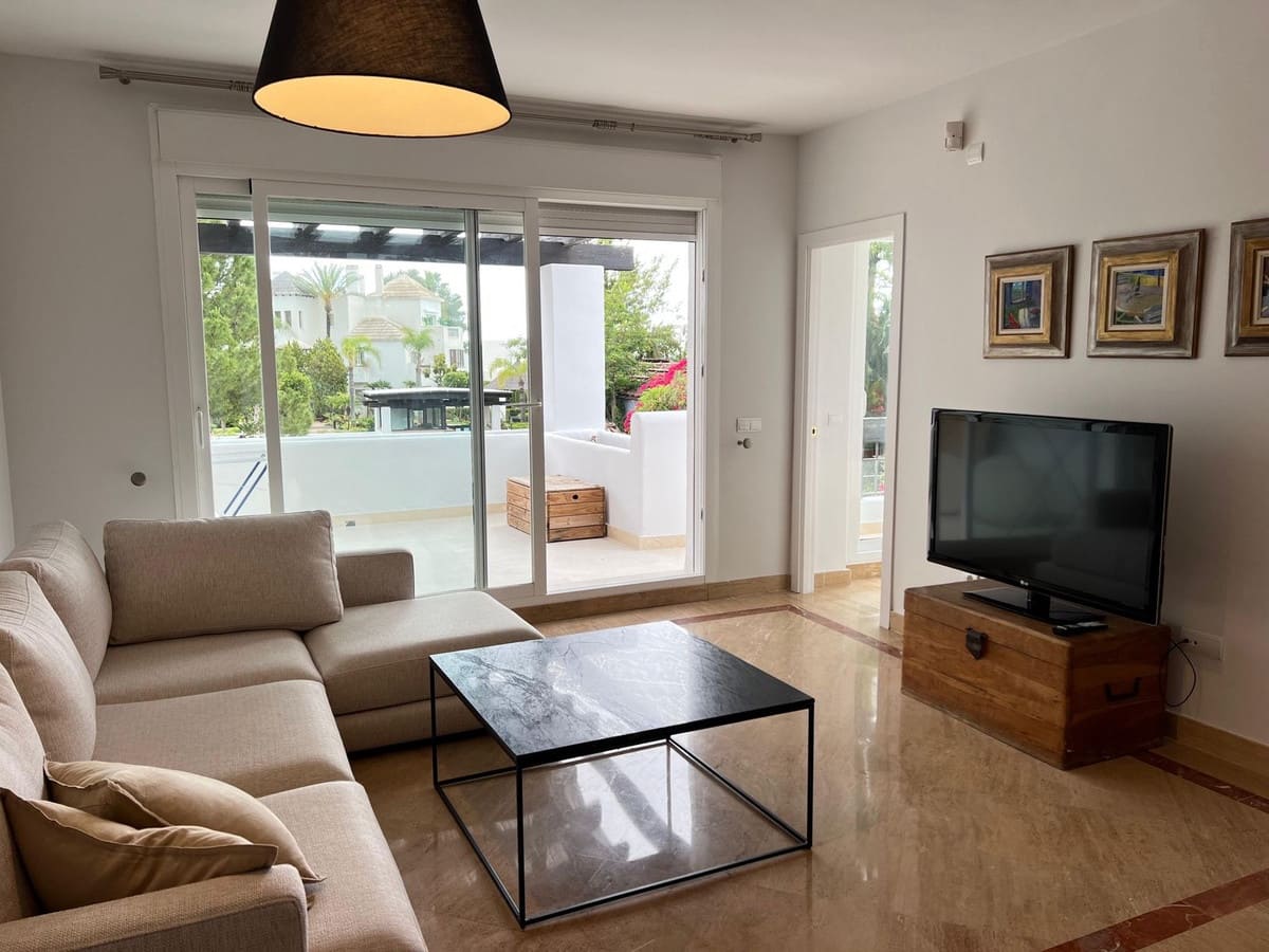 2 slaapkamer Flat te koop in Marbella met zwembad - € 575.000 (Ref: 9643382)