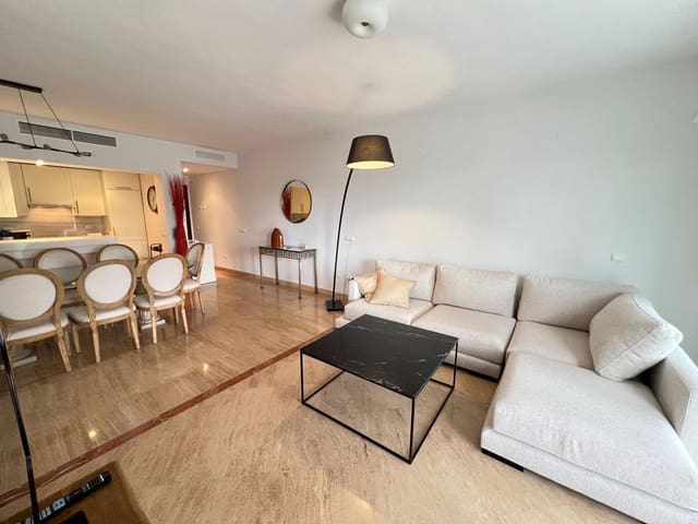 2 Zimmer Wohnung zu verkaufen in Río Real, Marbella mit Pool - 575.000 € (Ref: 9643382)