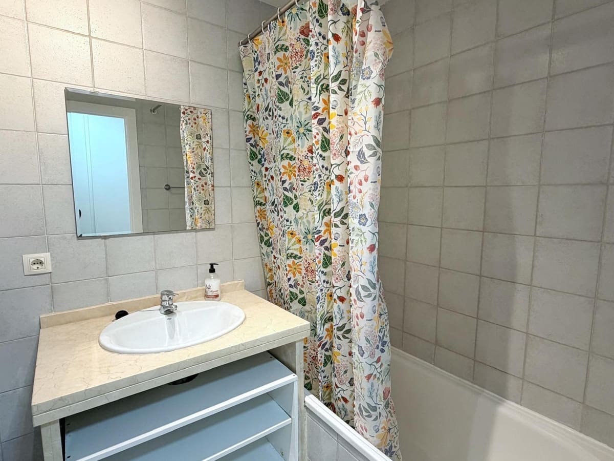 2 makuuhuone Asunto myytävänä paikassa Casares mukana uima-altaan - 259 000 € (Ref: 9650544)