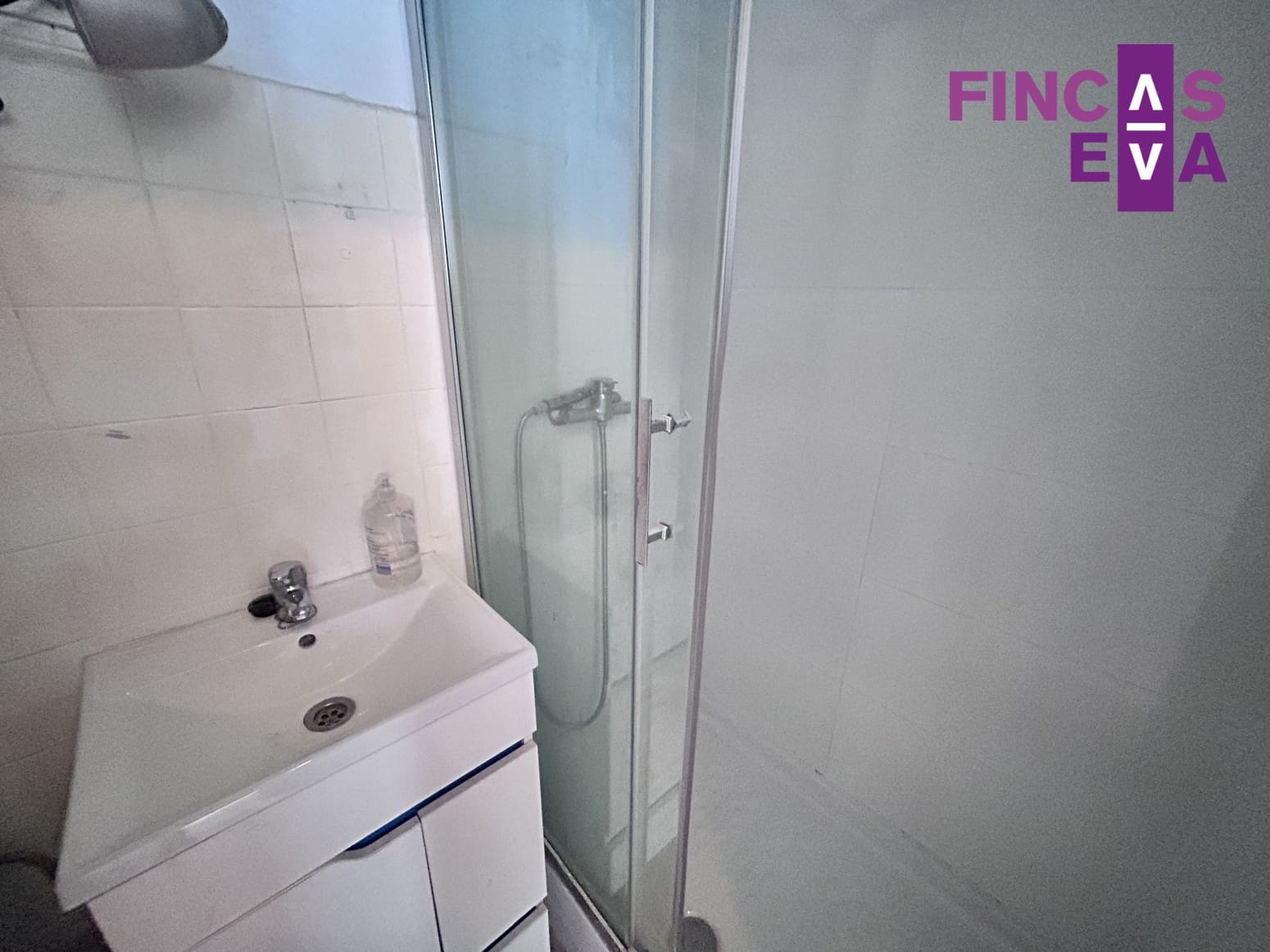 Leilighet til salgs i Barcelona by - € 290 000 (Ref: 9650757)