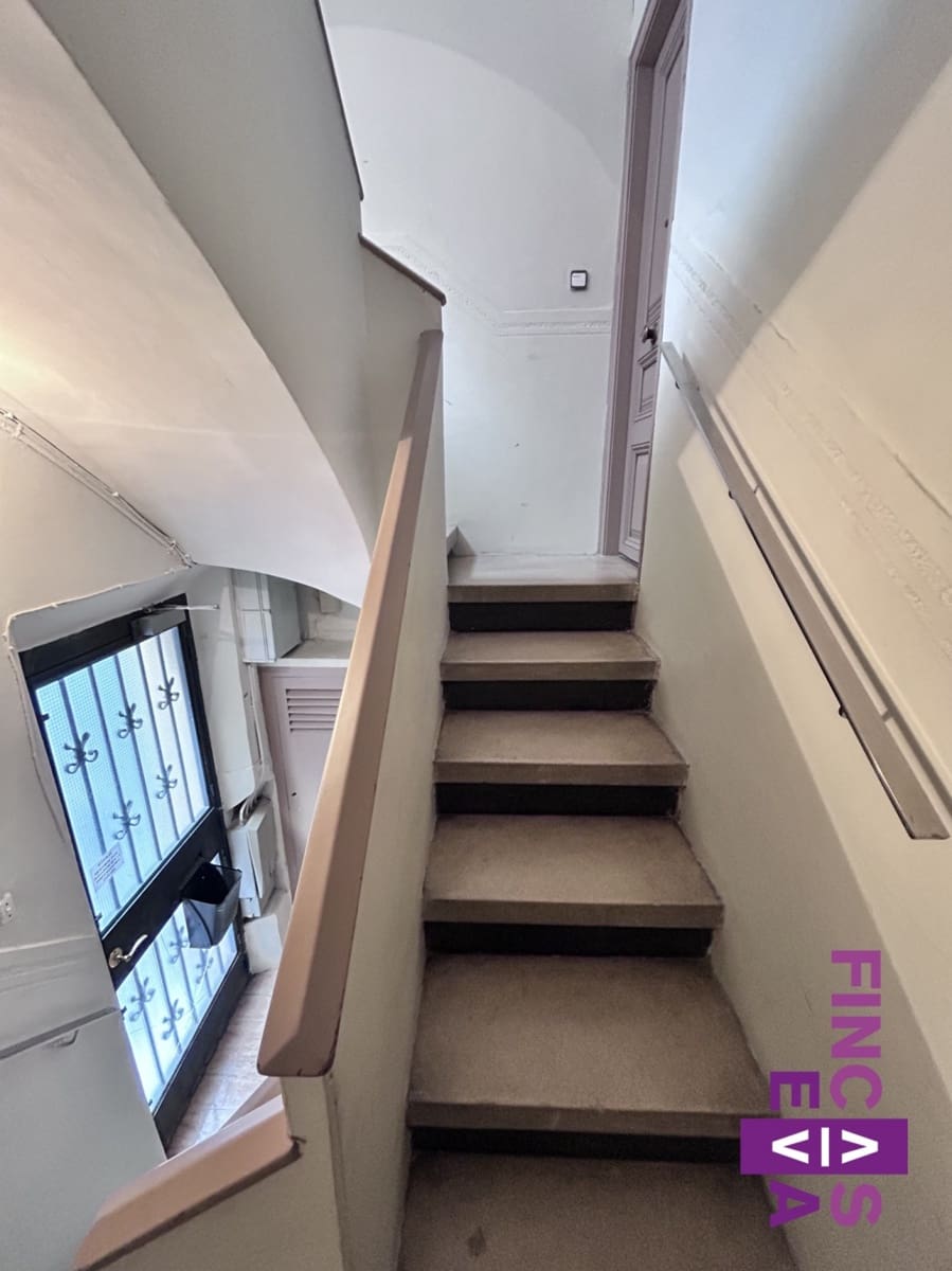 Leilighet til salgs i Barcelona by - € 290 000 (Ref: 9650757)