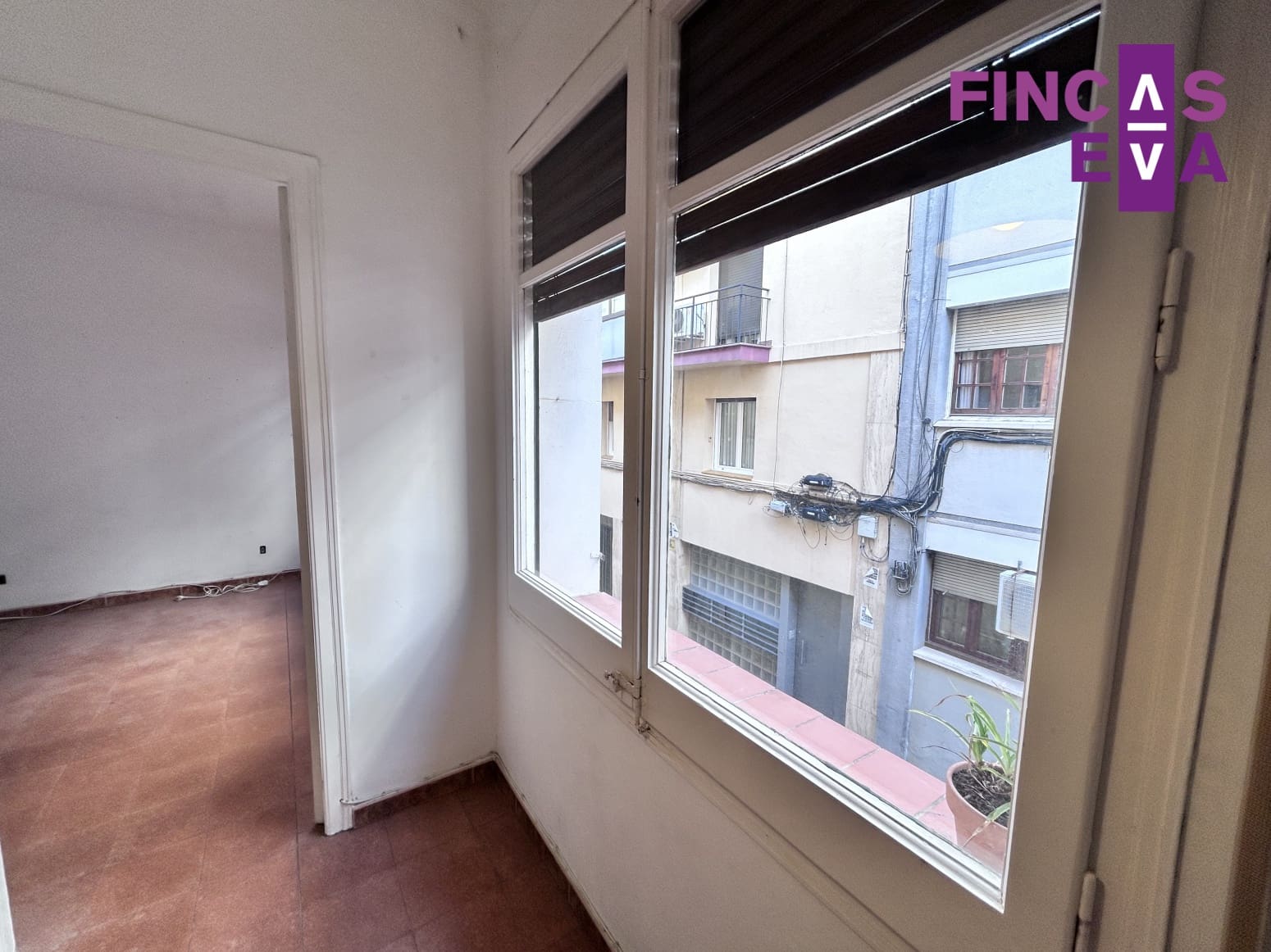 Leilighet til salgs i Barcelona by - € 290 000 (Ref: 9650757)