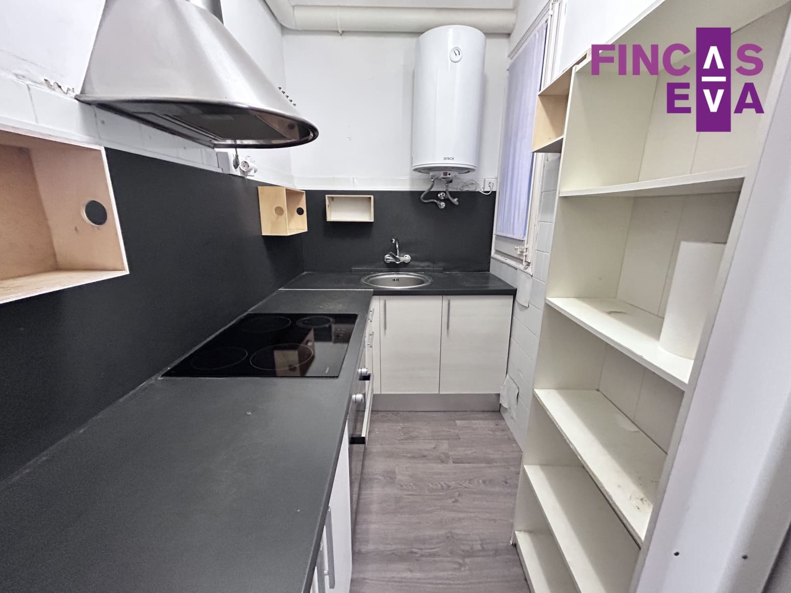 Leilighet til salgs i Barcelona by - € 290 000 (Ref: 9650757)