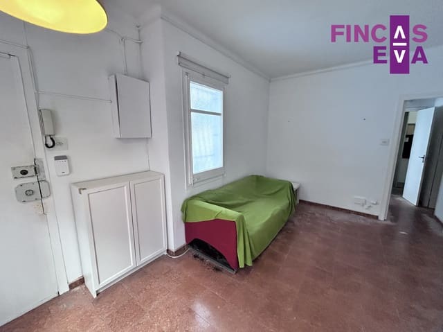 Lägenhet till salu i La Vila de Gràcia, Barcelona stad - 290 000 € (Ref: 9650757)