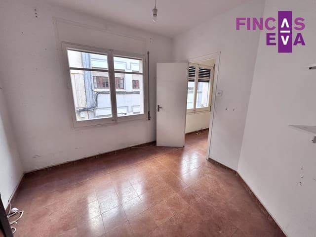 Lägenhet till salu i La Vila de Gràcia, Barcelona stad - 290 000 € (Ref: 9650757)