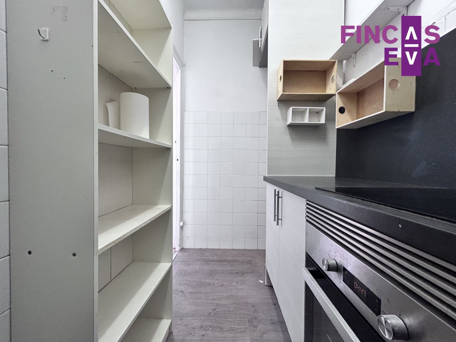 Leilighet til salgs i Barcelona by - € 290 000 (Ref: 9650757)